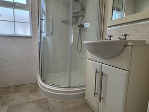 En Suite- click for photo gallery